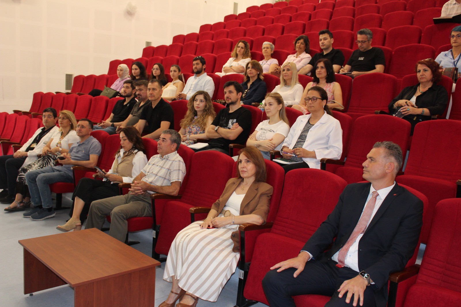 21 Mayıs 2025 tarihinde Araştırma Dekanlığı ve TTO İş Birliğinde Bilgilendirme Toplantısı Gerçekleştirildi